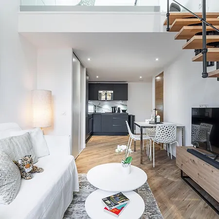 Διαμέρισμα 5 Fodere - Magnifique Duplex - Port De - Dernier Etage *