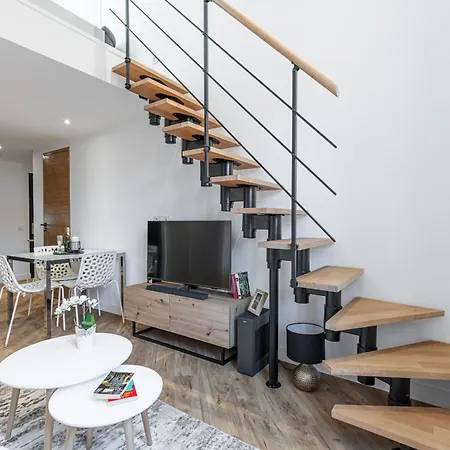 Apartment 5 Fodere - Magnifique Duplex - Port De - Dernier Etage *